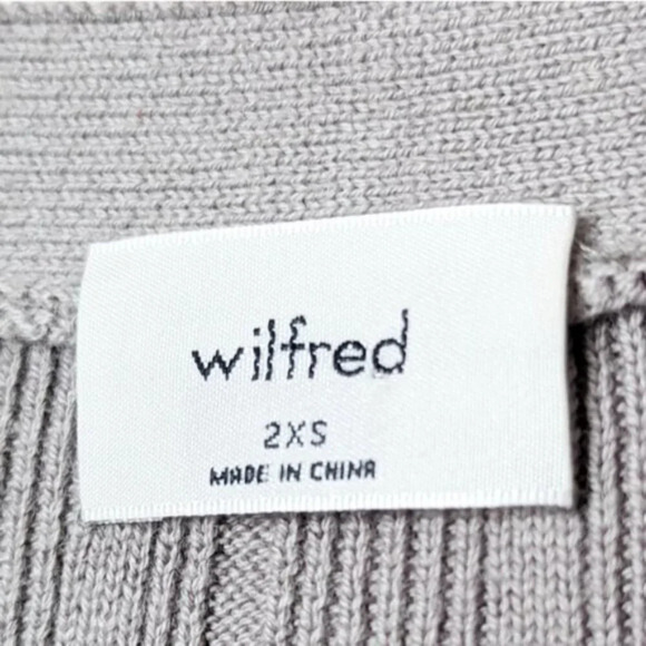 WILFRED Plunge Front Cardigan Wool Sweater XXS ARITZIA - Picture 11 of 11